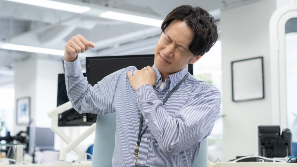 デスクワーク 疲れ